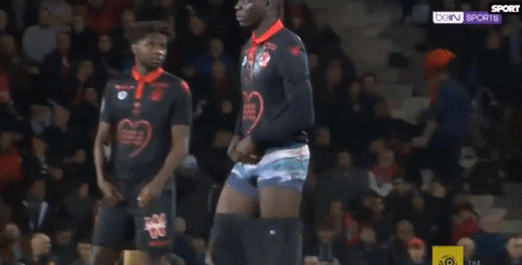 中超赛报：上海申花主场战胜武汉三镇＂,（中超战报：申花坐镇主场力克武汉三镇）