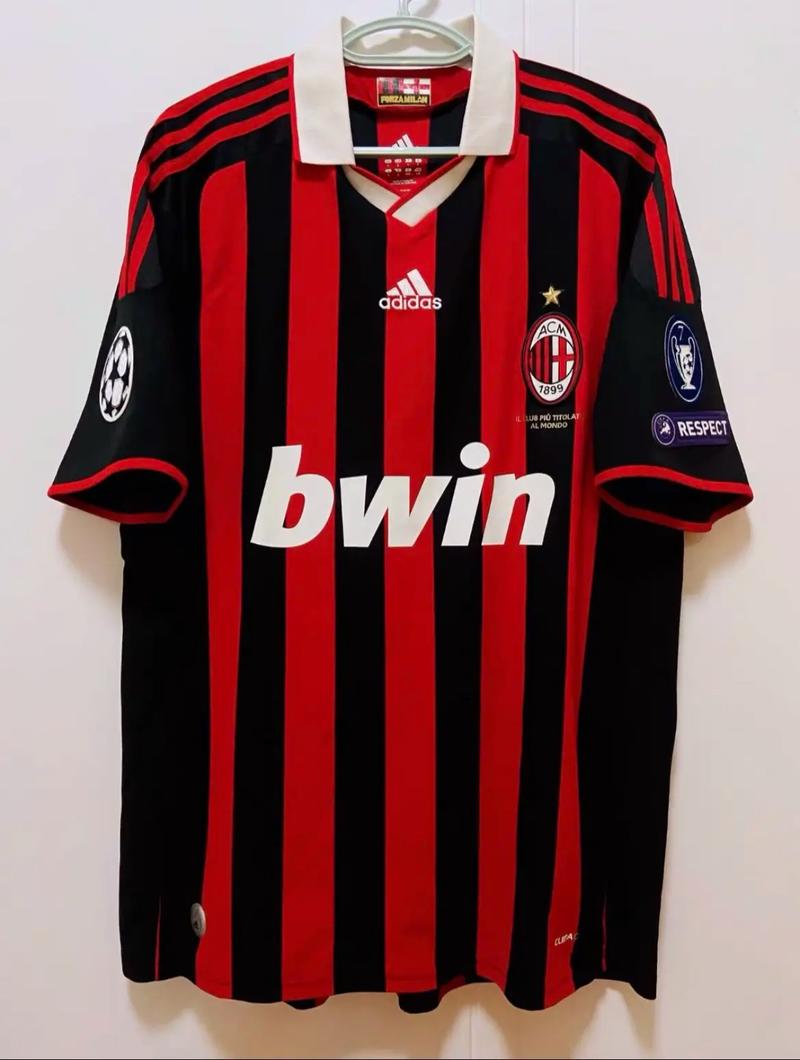 加拉格尔适合曼联，但只能担任中场副手（加拉格尔与曼联契合，但更适合担任中场辅佐角色）