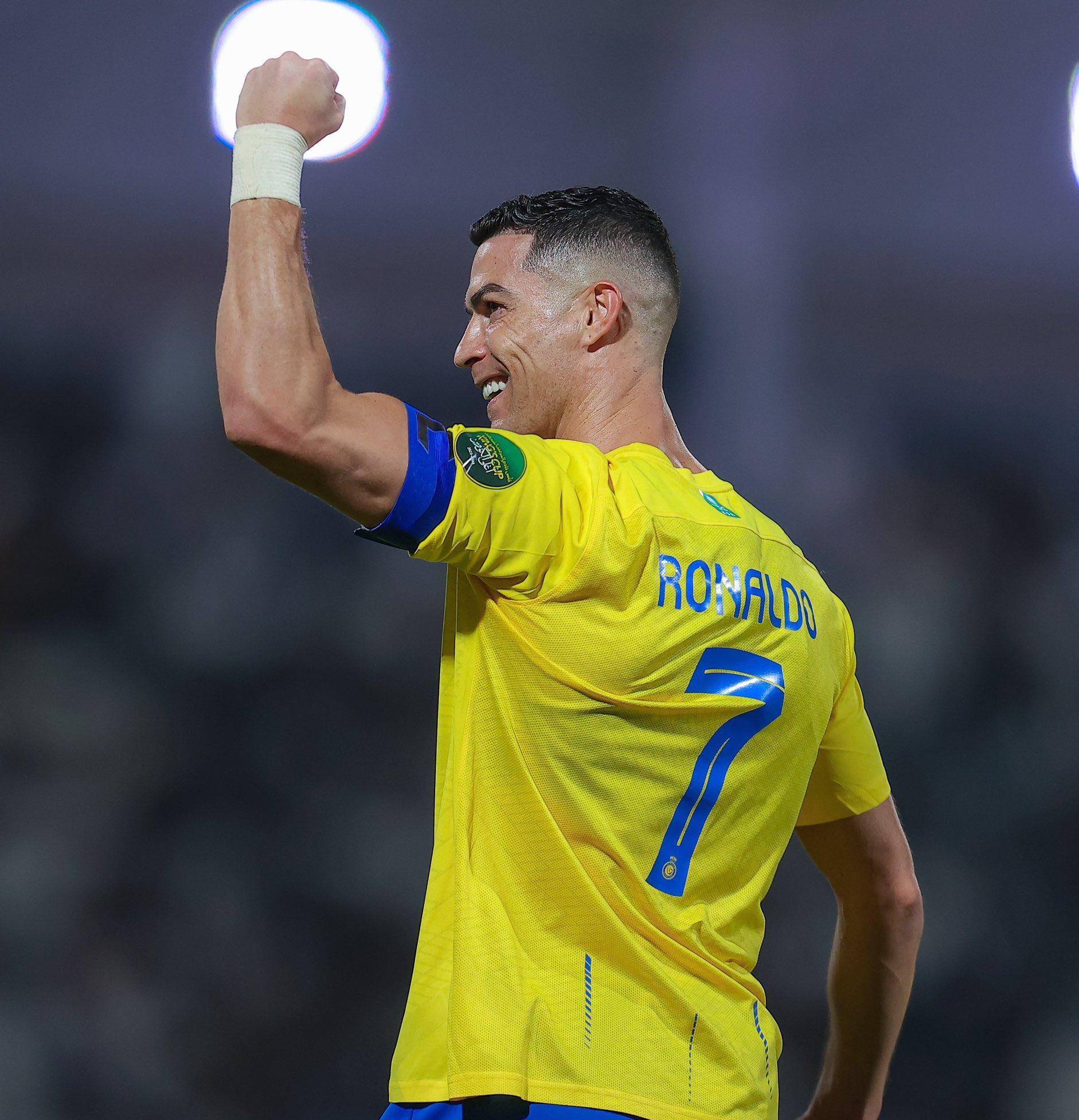 沙媒：利雅得胜利有意克里斯滕森，已与他接触尝试说服其加盟（沙媒：利雅得胜利盯上克里斯滕森，已接触并力劝加盟）