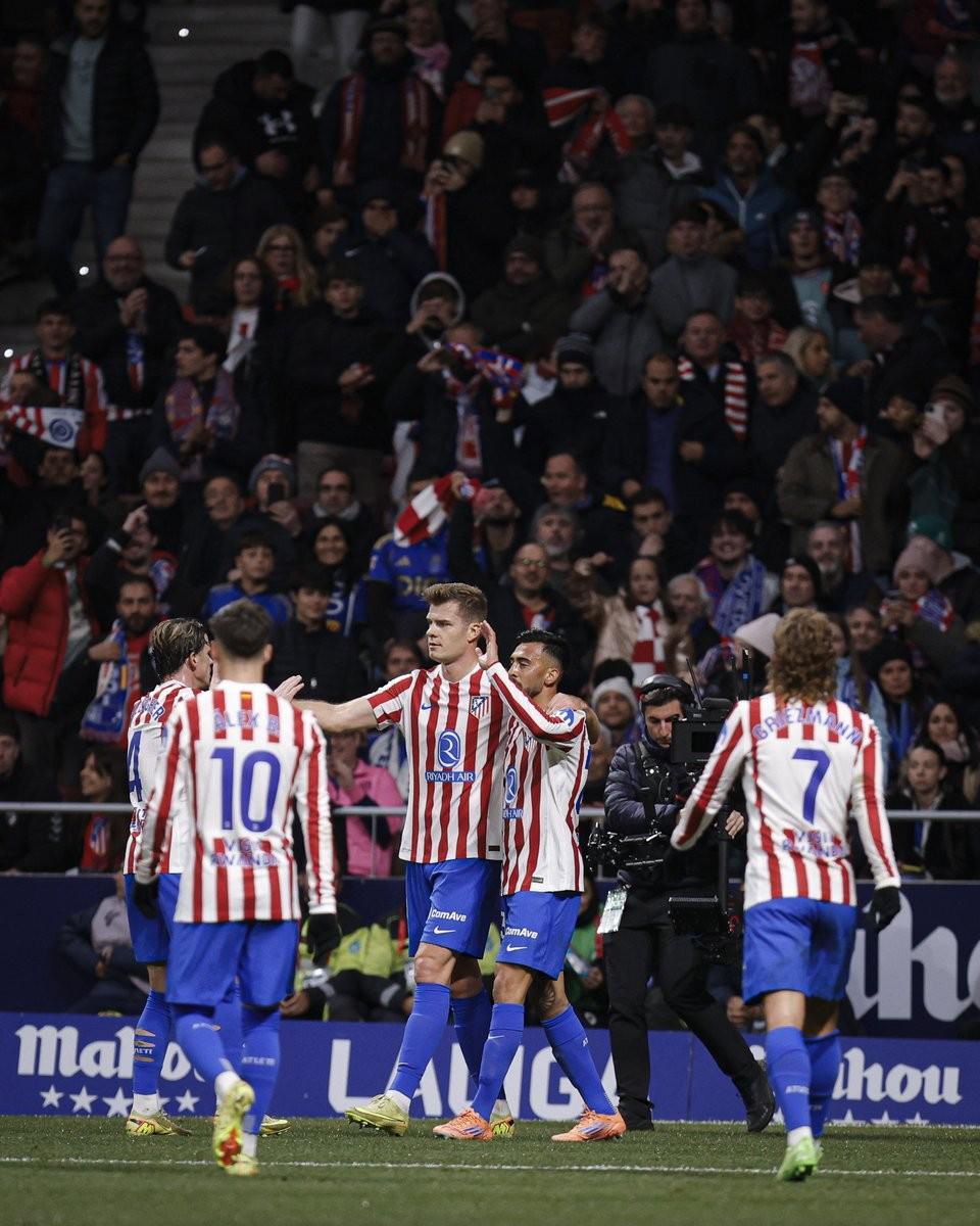 罗马税前年薪排名：迪巴拉1290万断崖领跑，利昂-贝利650万第2