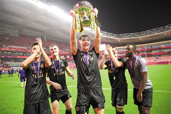 哈兰德是如何在111场英超比赛中打入100球的？