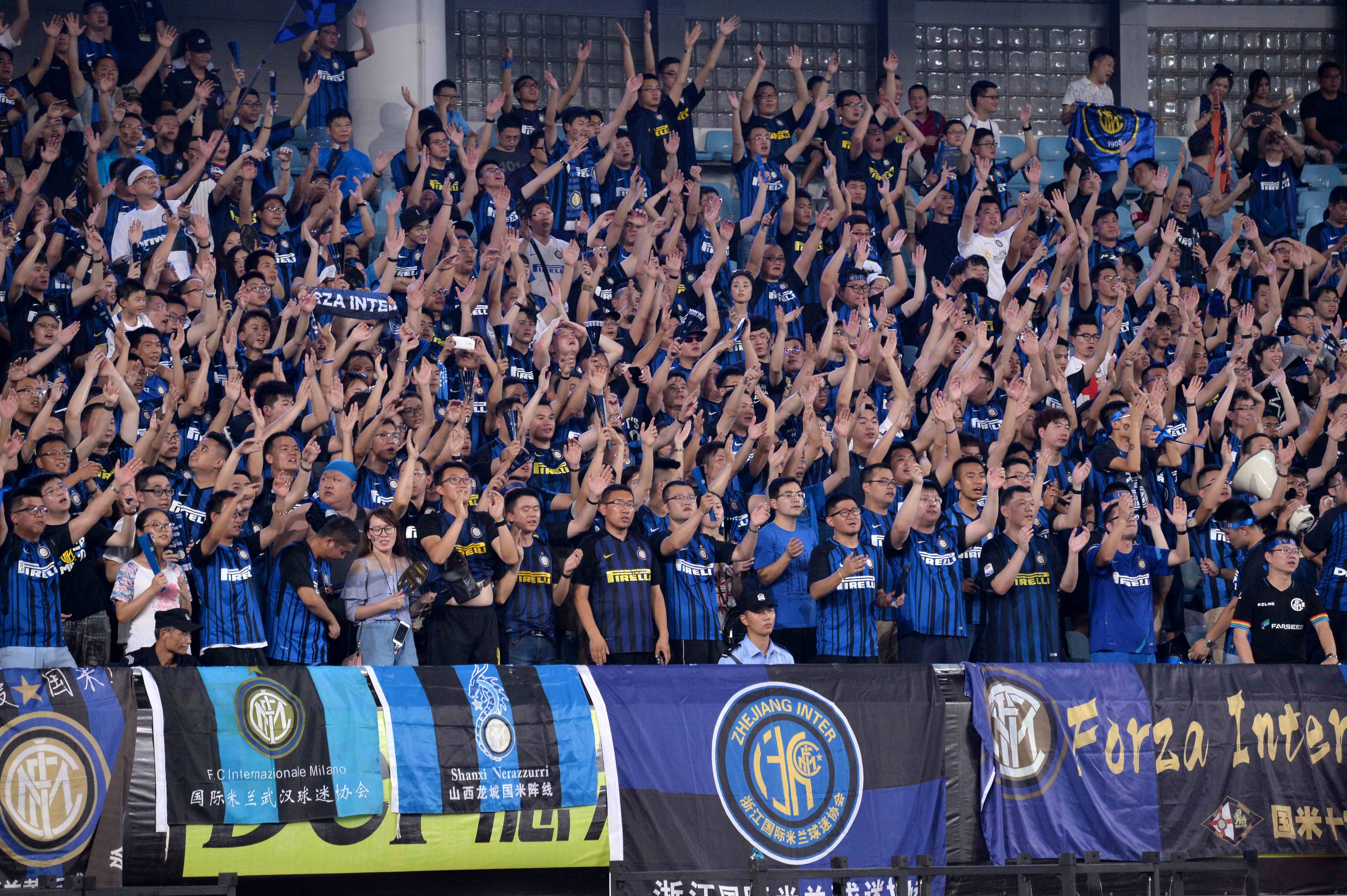 有些差距，肉眼就能看出来（差距一目了然）