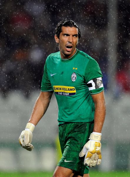 早报：悲欢并不相通（晨间速递：悲喜各自安）