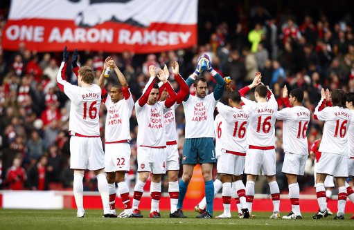 避免附加赛停赛，意媒：染黄的泽林斯基可能轮休波兰末轮比赛（意媒：为规避附加赛停赛风险，染黄的泽林斯基或将轮休波兰末轮）