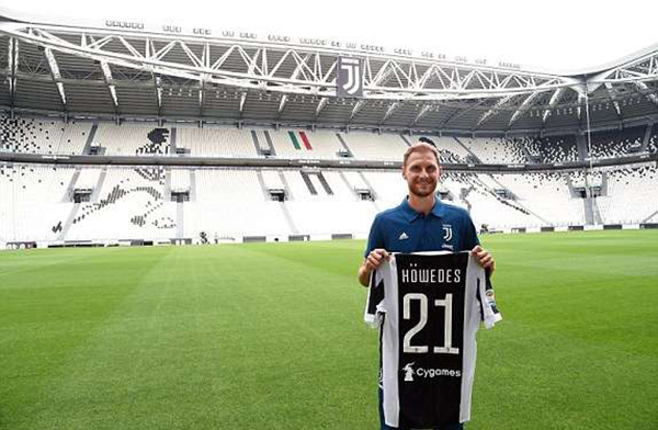 球星连续造成杀伤（球星连番冲击对手防线）