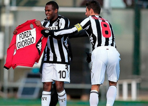 NBA最佳阵容公布：詹姆斯入选,（NBA最佳阵容出炉，詹姆斯上榜）