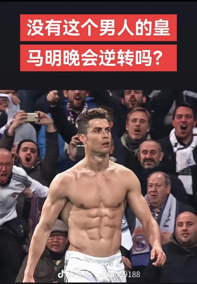 足球世界杯主题周边开售，球迷抢购（世界杯足球周边上新，球迷热购）