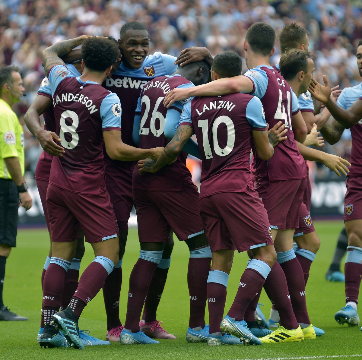 彻底废了！再次被拍到吸食笑气，比苏马将被热刺调查甚至除名（比苏马再陷笑气风波，热刺或展开调查并不排除除名）