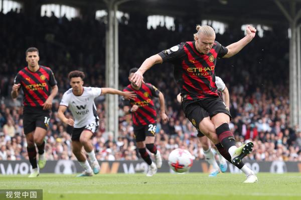 历史首位，前武汉女足外援特姆瓦连续两年获得美女职最佳球员（前武汉女足外援特姆瓦创历史，连续两年当选美职女足最佳球员）